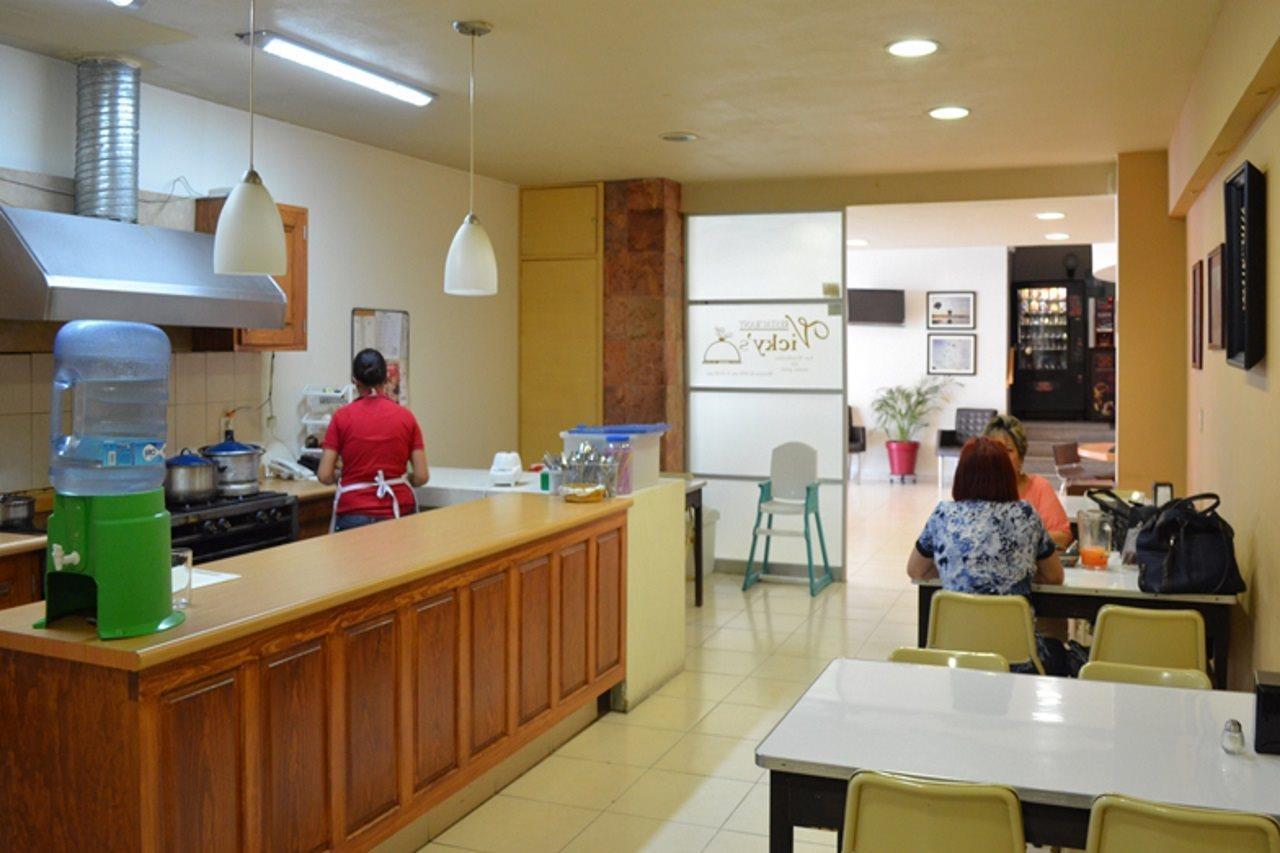 泰拉诺瓦酒店 莱昂 外观 照片